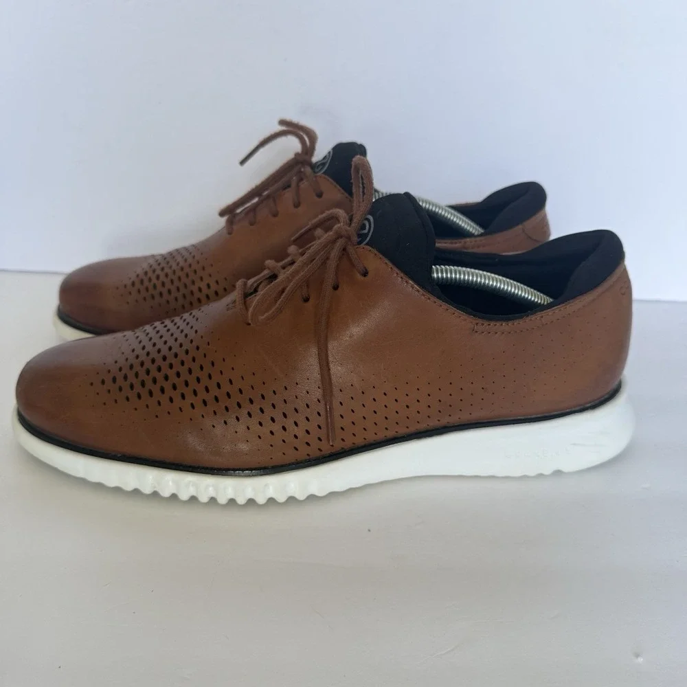Cole Haan Men's 2.ZERØGRAND Laser Wingtip Oxford  11.5 M Brown Leather Shoes